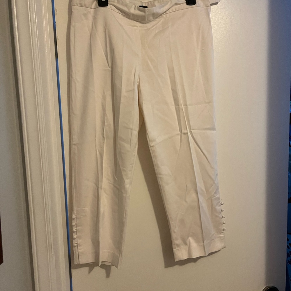 Elegant White Cropped Pants